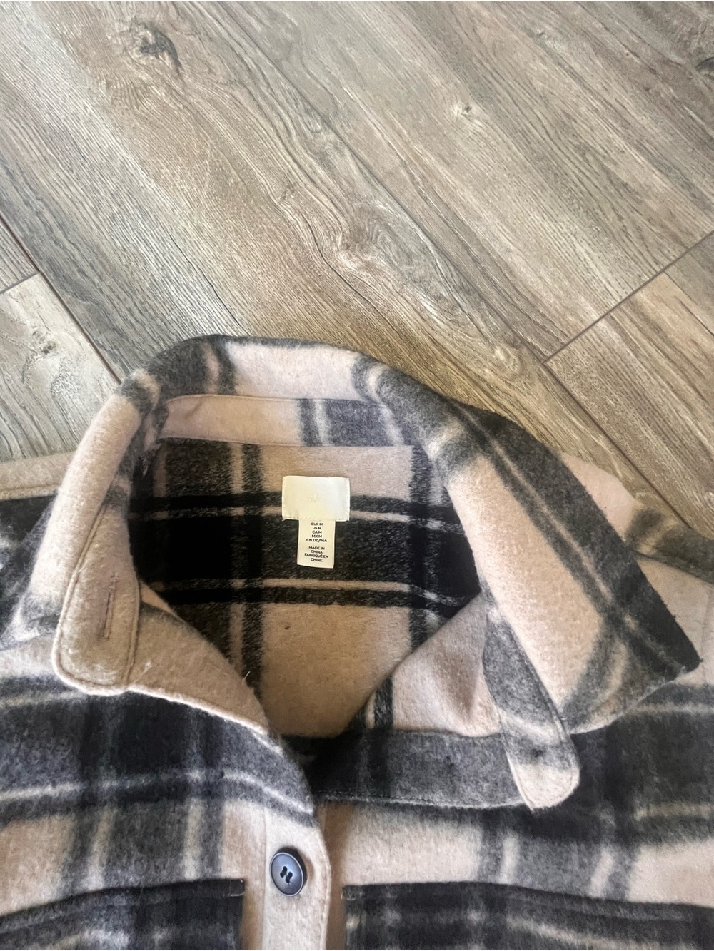 H&M Beige and Black Plaid Shacket - Picture 3 of 5
